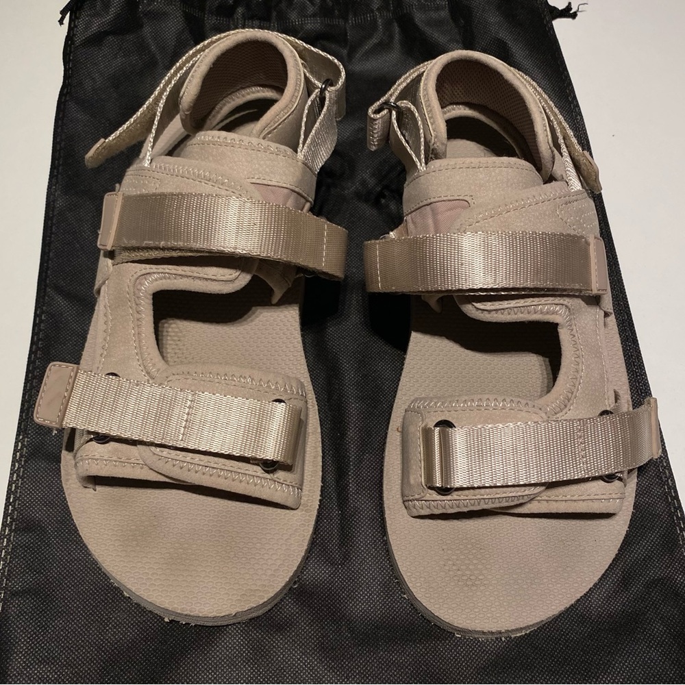Zara Beige Textured Sandals